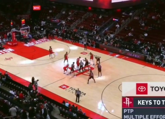 开云体育-啥情况？火箭主场观众席空位不少 但杜兰特&amp;申京本场都首发出战