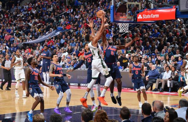 开云官方网站-字母再献绝命封盖！恩比德连输正面对决MVP已没戏