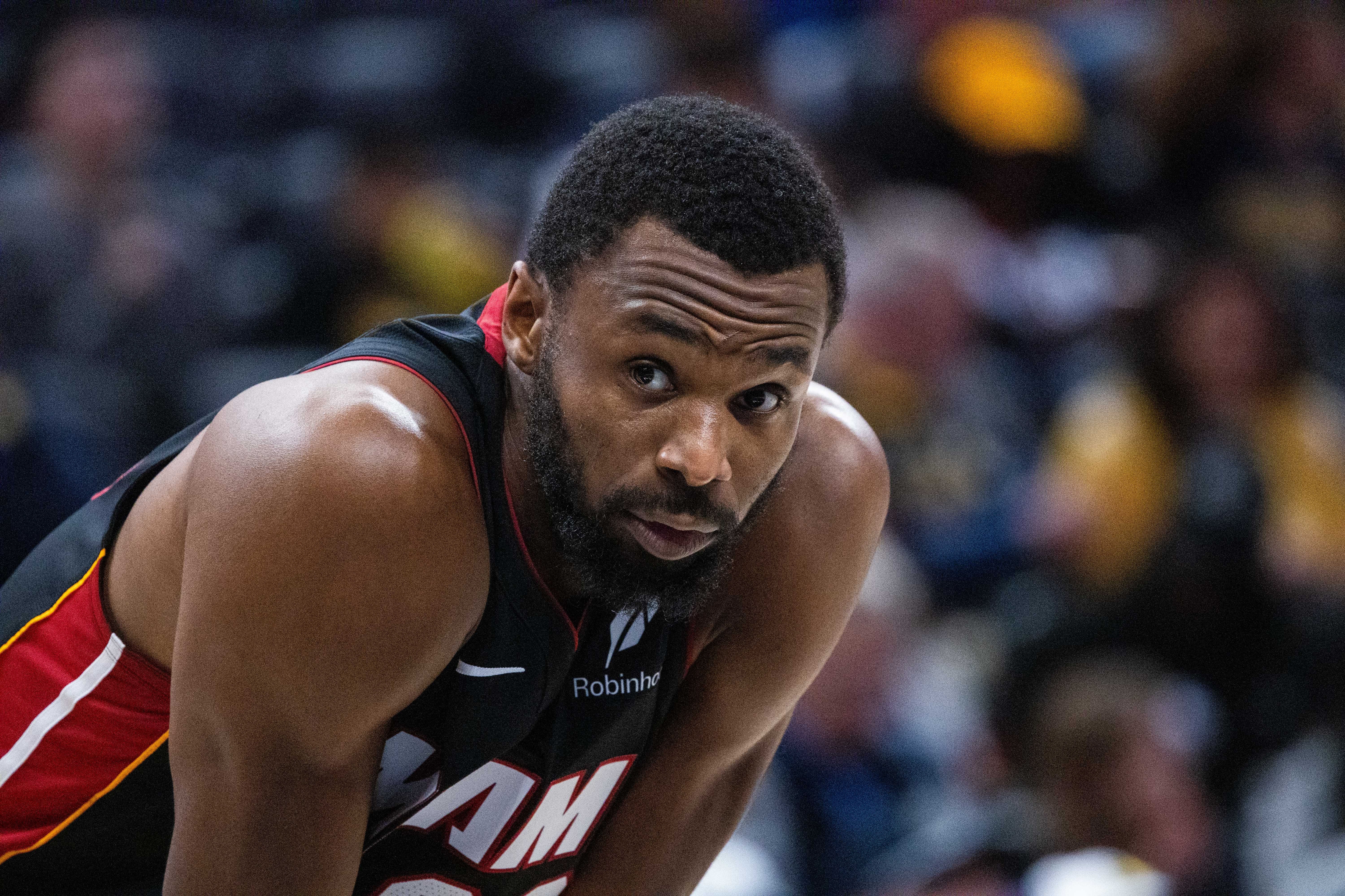 开云体育-勉强达标！维金斯16中6&amp;三分9中3 砍下17分3断&amp;正负值-12