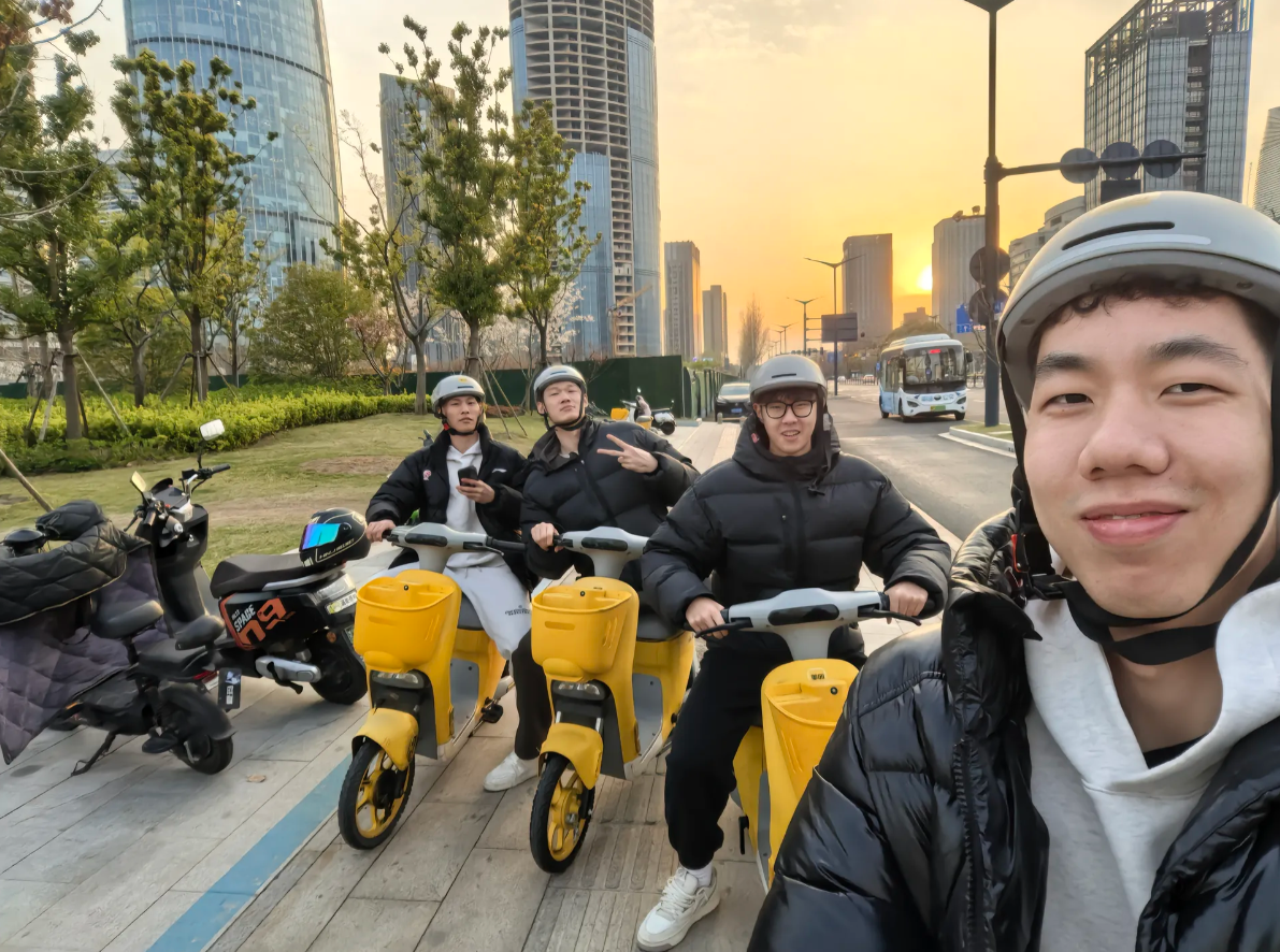 开云体育-让你不选我！广厦宝岛内援盛赞胡金秋朱俊龙 若有他男篮想赢很难